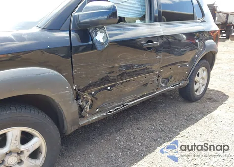 2005 Hyundai Tucson Gls/Lx from USA, damaged, VIN KM8JN72D25U188241